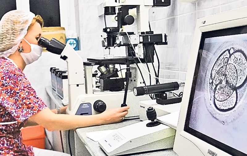 Veşti bune pentru cuplurile care vor să se înscrie în programul naţional gratuit de fertilizare in vitro şi embriotransfer: Luna aceasta se vor depune dosarele