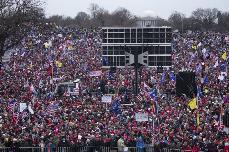 Mii de suporteri ai lui Trump, strânși la Washington FOTO: EPA