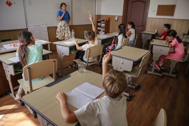 Ramona Crețu, învățătoare Teach for Romania în Sânpetru, Brașov Foto: Eli Driu