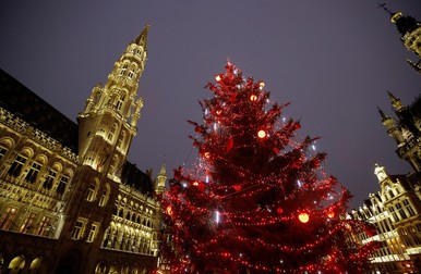 An illuminated Christmas tree on display at the Winter Wonder and Christmas Market on the Grand Place in Brussels, Belgium, 27 November 2021. The Christmas lights will remain in the city center from 26 November 2021 to 02 January 2022. EPA-EFE/,Image: 645179462, License: Rights-managed, Restrictions: , Model Release: no, Credit line: Profimedia