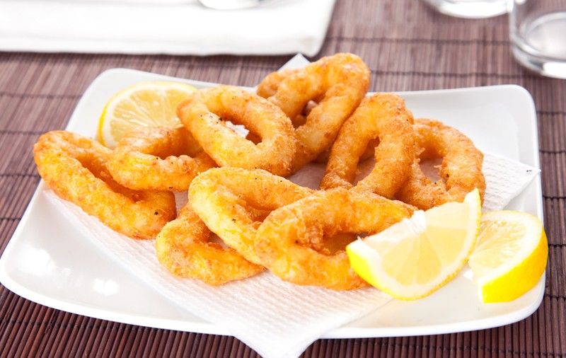 Reţete exotice | Calamares Fritos (Calamaris a la Romana)