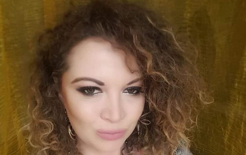 Oana Lis își povestește drama într-o carte. "Mi-a fost foarte greu să trec peste trauma violului"