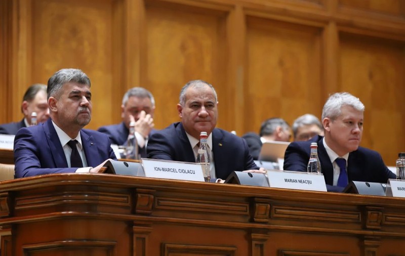 Numărul bugetarilor continuă să crească. Guvernul Ciolacu, repetent la reducerea numărului de demnitari