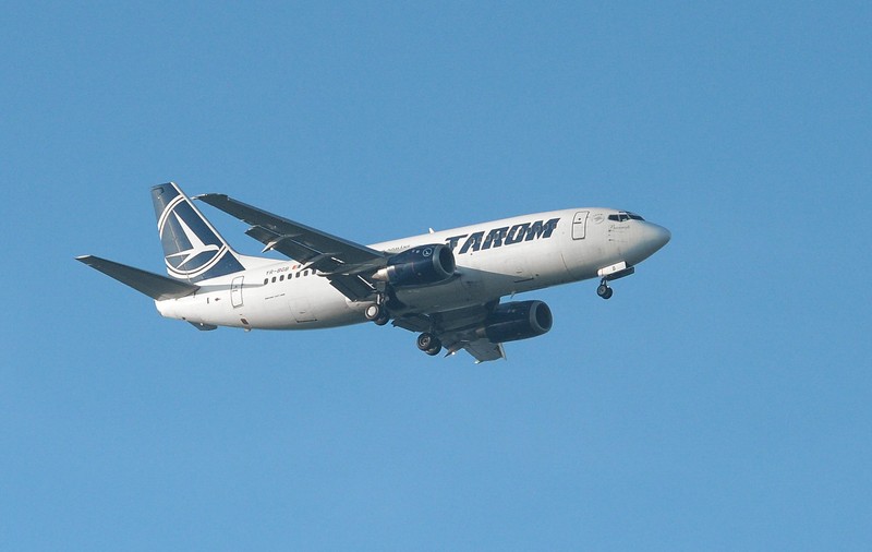 TAROM menţine suspendarea zborurilor către Tel Aviv, Amman şi Beirut, din cauza tensiunilor din Orientul Mijlociu