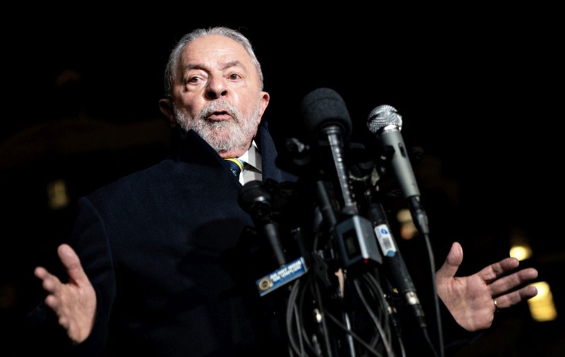 Președintele Braziliei, Lula da Silva, se oferă să formeze un grup de țări care să participe la negocierile dintre Rusia și Ucraina