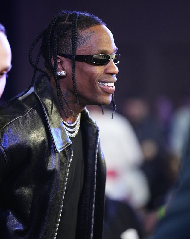 Travis Scott, arestat la Paris după o altercație cu un agent de securitate. Rapperul se luase la bătaie cu propriul său bodyguard