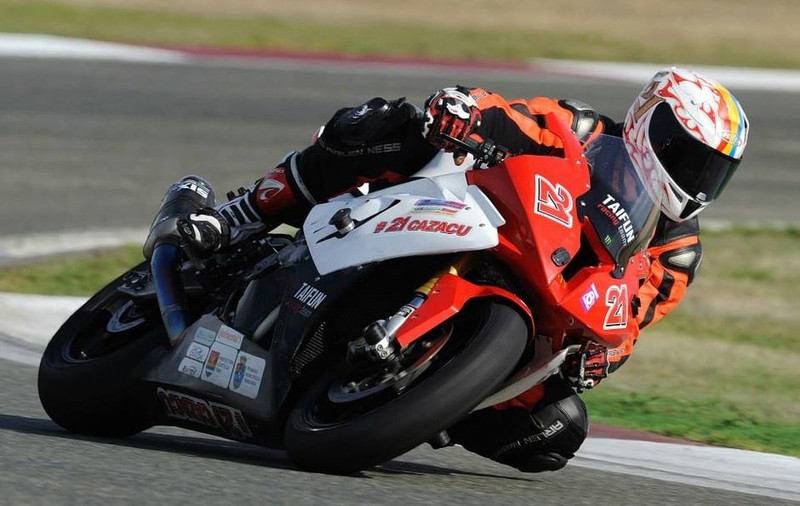 Cătălin Cazacu s-a acoperit de glorie la Romanian Superbike 2013: timişoreanul este din nou campion!