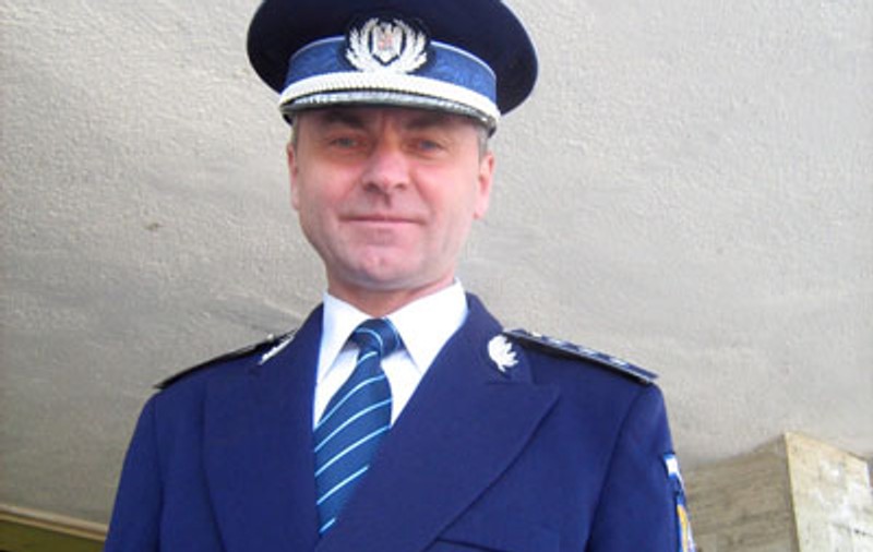 Vasile Chelaru, șeful Poliţiei din Bârlad, a fost reţinut