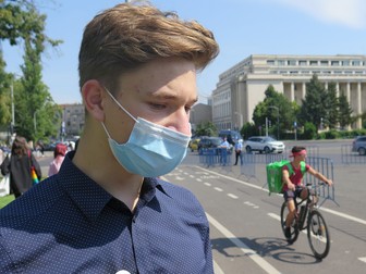 Iulian Bazâru are 16 ani și învață la Liceul Teoretic Decebal din Constanța