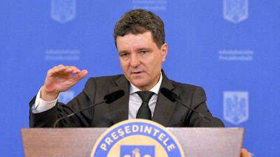 nicusor-dan-guvern-cinci-vicipremieri-facem-socoteala-mai-putini-oameni-aparat