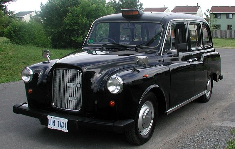 A mers cu taxiul de 2.000 de lire sterline!