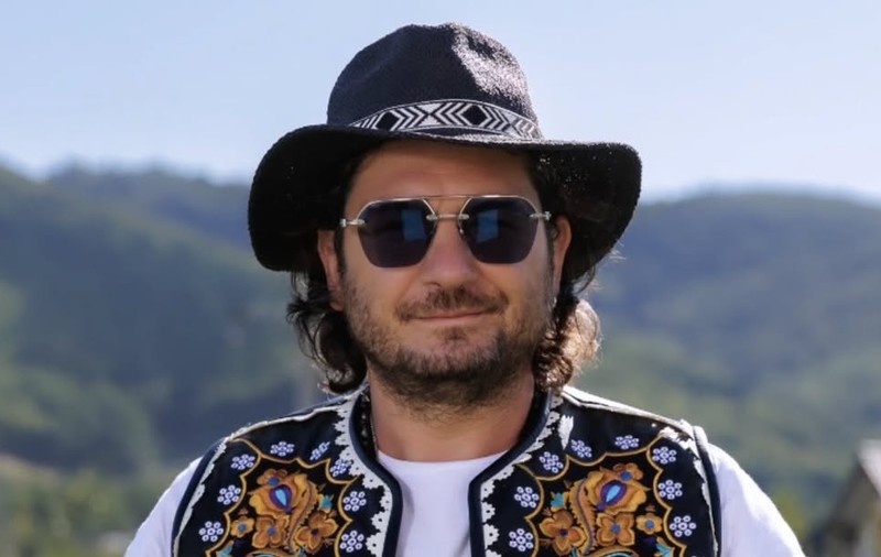 Rețeta lui Florin Dumitrescu de salată de boeuf. Cum trebuie să fie ingredientele când sunt amestecate cu maioneza