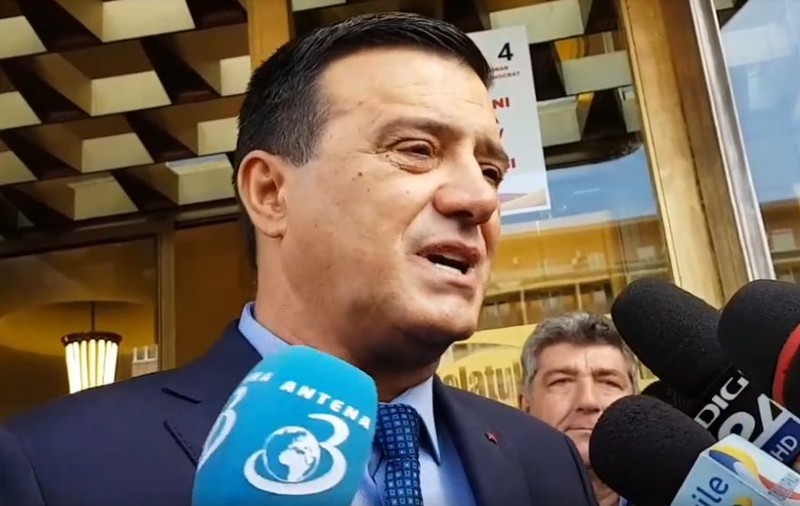 Bădălău spune că purta des arma la el, pentru că primise ameninţări. Ce spune despre jefuirea casei: "Soţia mea şi fiica sunt efectiv traumatizate!"