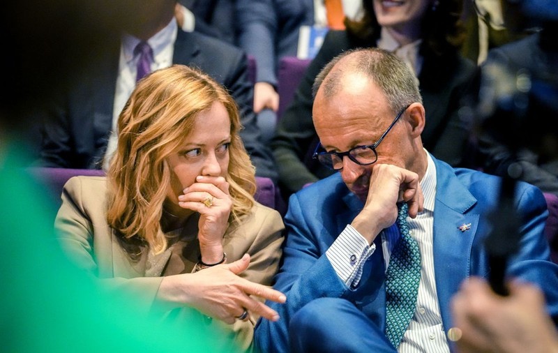 Merz încearcă să-i împace pe Meloni și Macron, care s-au certat în legătură cu discuțiile din Ucraina