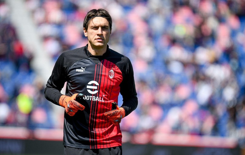 Ciprian Tătărușanu se retrage din fotbal: „Am început acum 30 de ani, iar astăzi mă opresc. Mulțumesc pentru tot!”