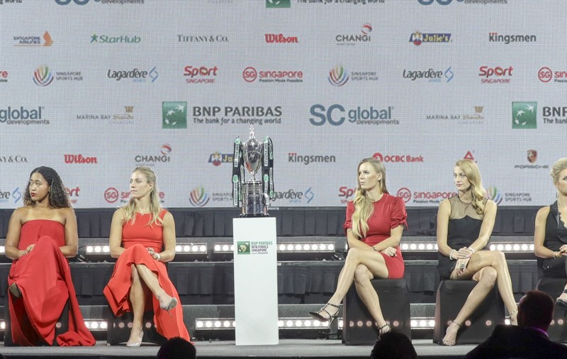 Duelul stiliștilor se mută în tenis. Sfat pentru Simona Halep: Porți pantaloni, câștigi la Singapore (GALERIE FOTO)