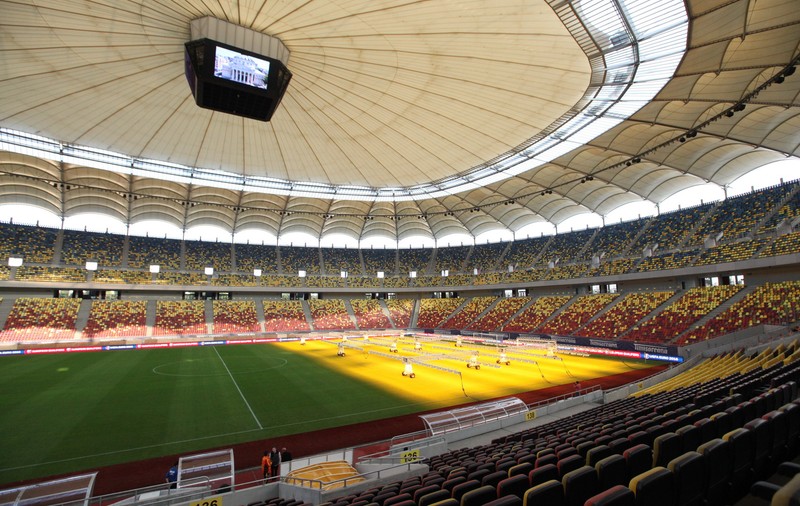 CUM CREŞTE GAZONUL pe Arena Naţională! Sistemele au costat 900.000 de euro | FOTO