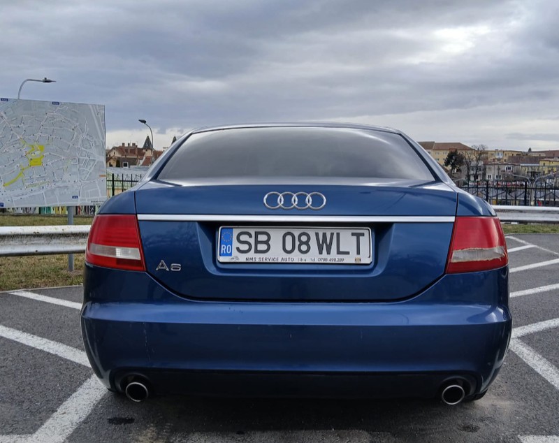 Cu cât a fost vândut la licitație fostul Audi A6 al lui Klaus Iohannis. Mașina pe care o folosea când era primar s-a dat cu aproape de 10 ori mai mult față de prețul de pornire