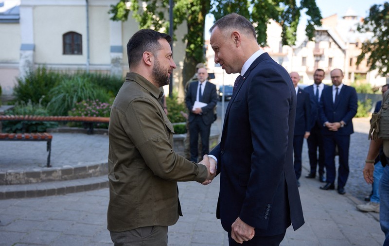 Președintele Poloniei vrea să detensioneze relațiile cu Ucraina, în disputa cerealelor, dar recunoaște că declarațiile lui Zelenski „i-au lăsat un gust amar”