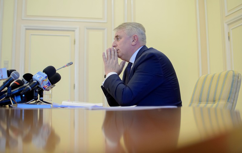 USR şi Forţa Dreptei, moţiune simplă împotriva ministrului Lucian Bode după „eşecul înregistrat în procesul de aderare la Schengen”
