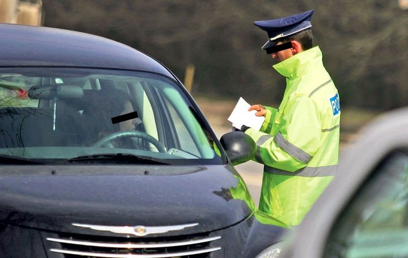 Aproape 400 de şoferi au rămas fără permis de conducere. Amenzi de două milioane de lei, în ultimele 24 de ore