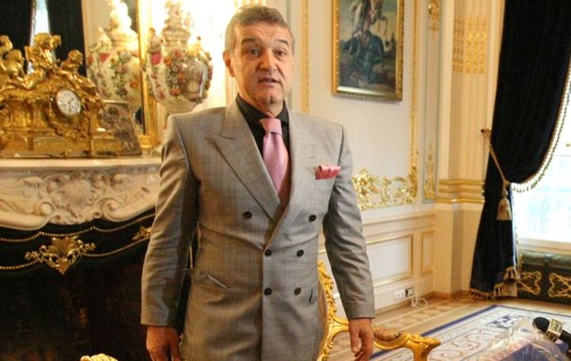 Gigi Becali: "Lui Mihai Costea îi cam tremură picioarele de când e cu Cruduța"