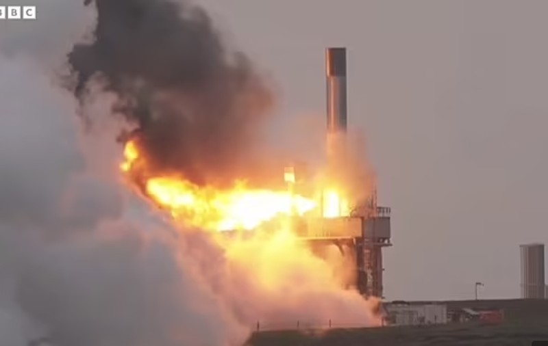 Momentul când o rachetă explodează, în portul spațial din Insula Shetland | VIDEO