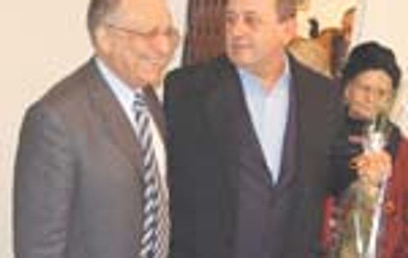 Iliescu s-a pupat cu Iliescu 