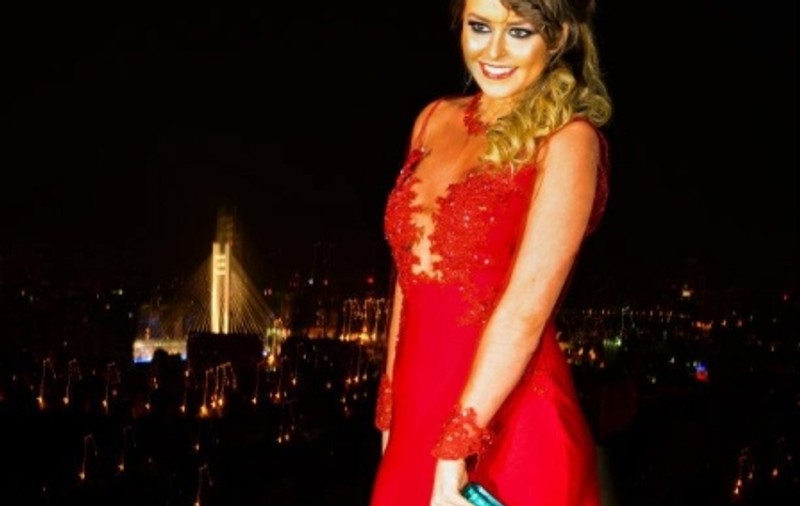 MODA 2013 | Mătasea şi dantela, la putere pentru noul sezon estival!