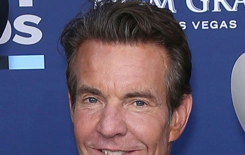 Dennis Quaid s-a logodit cu o femeie cu aproape 40 de ani mai tânără decât el