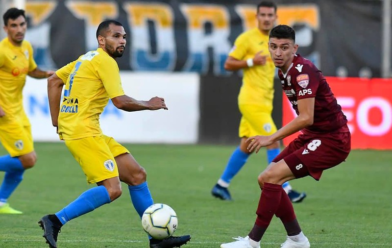 Penalty ratat de trei ori în meciul Petrolul - Rapid, disputat în play-off-ul din Liga 2