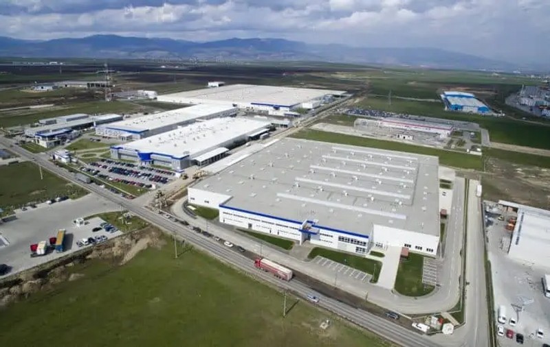 Fabrica Mercedes de la Sebeş va construi motoare destinate vehiculelor electrice, din 2024. Planurile producătorului auto german