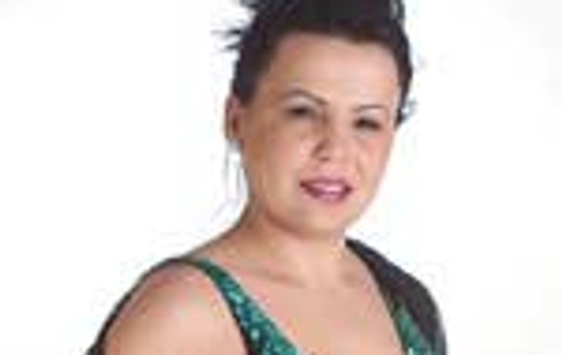 Cristina Ioana le-a cantat in Israel sotilor Sharon
