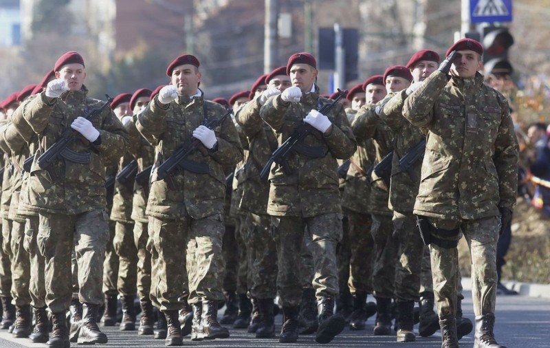 Parada militară de 1 Decembrie nu va avea loc. Ziua Naţională, sărbătorită cu maximum 50 de persoane
