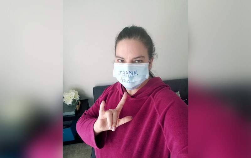 Cazul curios al unei femei care a fost diagnosticată cu COVID-19 deși nu ar fi ieșit din casă în ultimele 3 săptămâni. Cum s-a infectat atunci