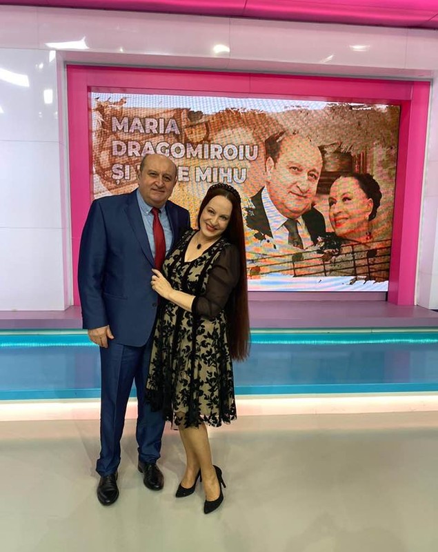 Maria Dragomiroiu împlinește astăzi 70 de ani. Imagini rare cu familia artistei de muzică populară. „Va fi o zi specială”
