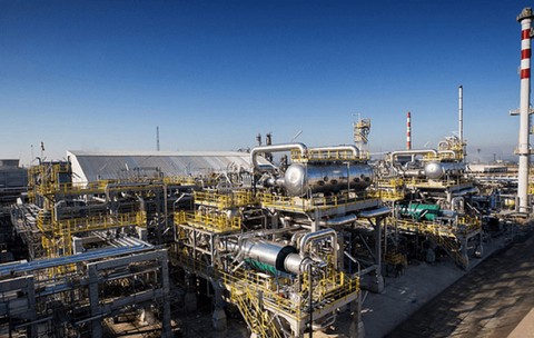 Petrotel Ploiești, în jocul unei tranzacții de 20 de miliarde de dolari. Cine vrea să cumpere activele internaționale ale Lukoil