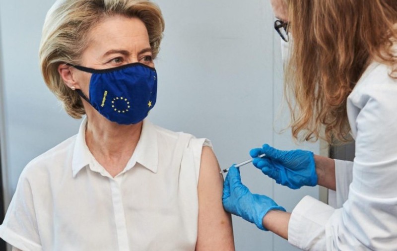 Șefa Comisiei Europene s-a vaccinat anti-COVID
