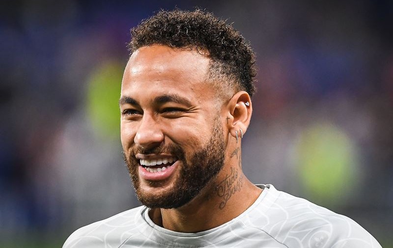 Un fan brazilian îi lasă lui Neymar toată averea, prin testament. „Nu aş vrea ca rudele cu care nu mă înţeleg să îmi ia lucrurile”