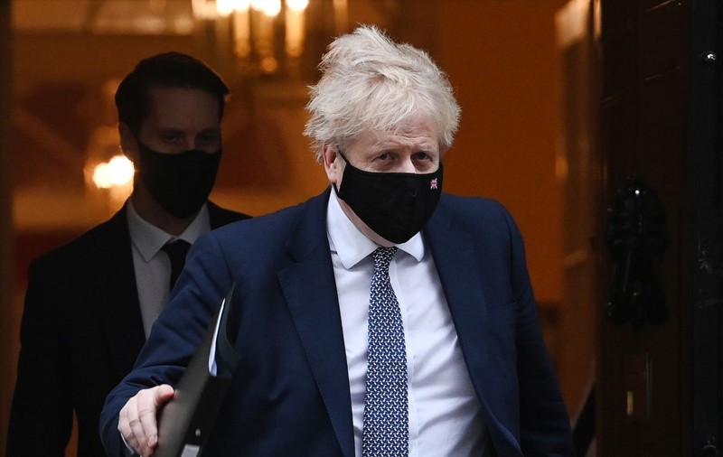 Doi consilieri influenţi ai lui Boris Johnson au demisionat după scandalul petrecerilor din pandemie