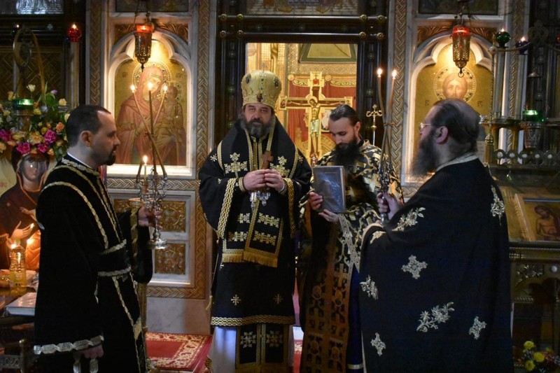 Credincioșii nu vor putea intra în interiorul Catedralei
