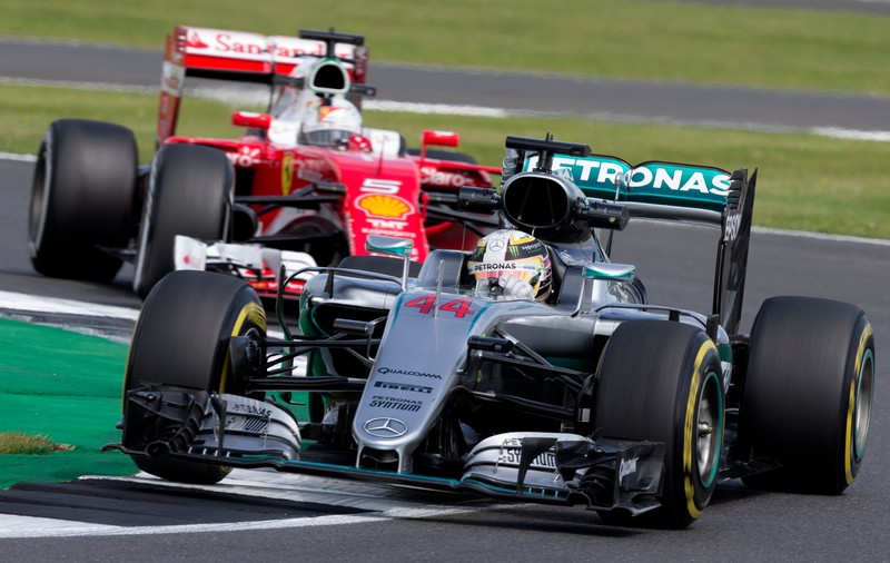 Sebastian Vettel a dominat ultimele teste ale sezonului din Formula 1