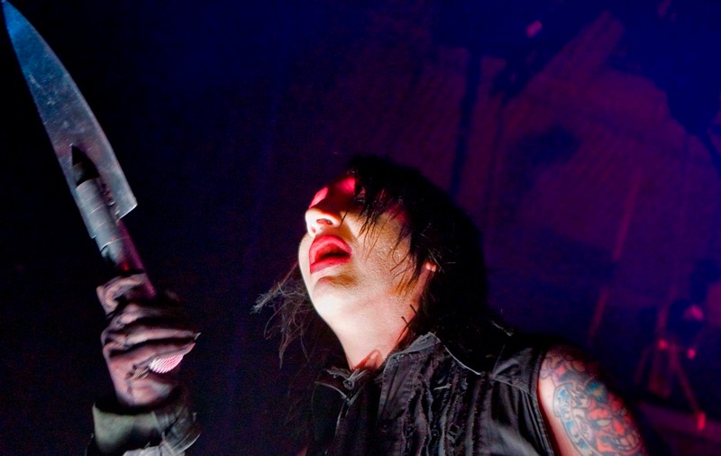 Marilyn Manson ameninţă cu moartea un jurnalist