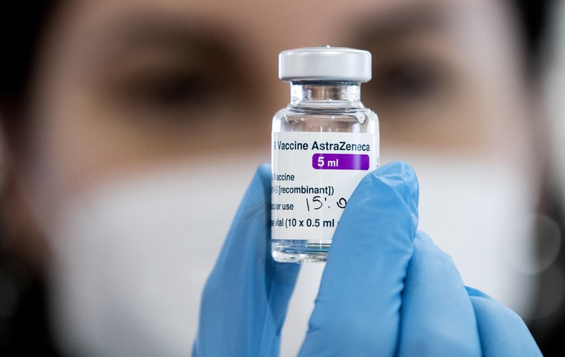 9.000 de români și-au anulat programarea la vaccinare cu AstraZeneca până vineri dimineața