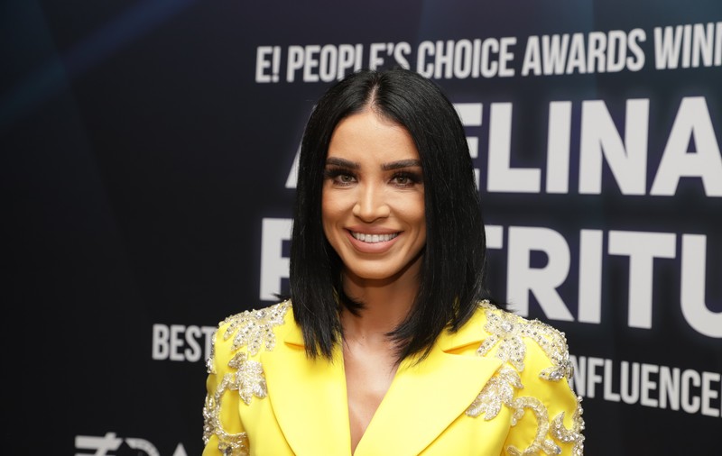 Viața în izolare din cauza Coronavirusului. Adelina Pestrițu: "Nu credeam vreodată că o să mă ajute soțul să-mi vopsesc părul"