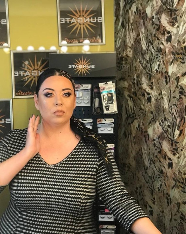 Cum s-a îmbrăcat Oana Roman la petrecerea Adelinei Pestrițu. Ținuta ca ținuta, dar să-i vezi încălțămintea | FOTO