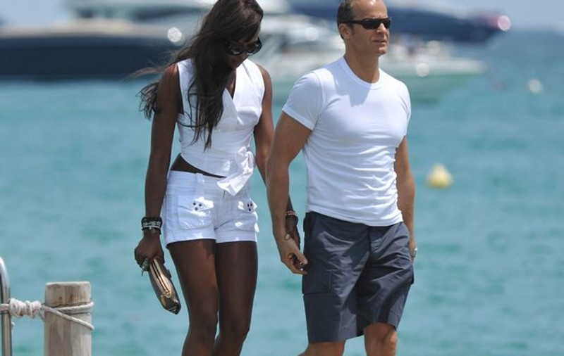 Iubitul lui Naomi Campbell a petrecut Crăciunul cu soţia