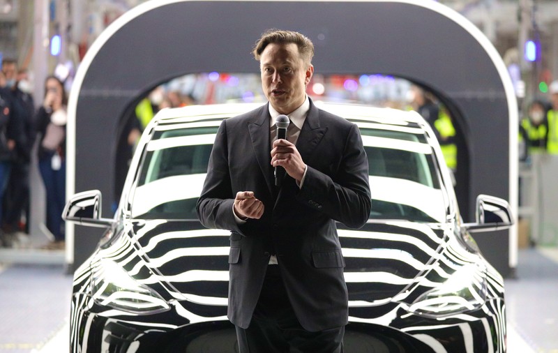 Tatăl lui Elon Musk, dezvăluiri despre fiul miliardar: „Nu sunt mândru de el. Este frustrat de progres”
