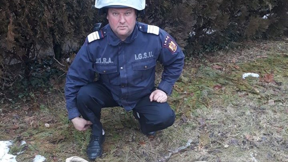 Bombă de aviație, descoperită lângă o fostă balastieră din Prahova
