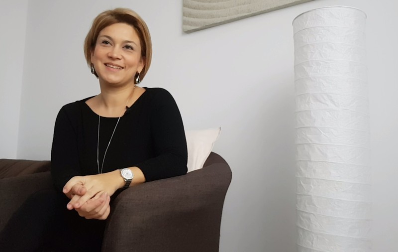 VIDEO/Ruxandra Bulzan te duce în viețile anterioare prin hipnoză. Cum era viața în grotă sau cea de boier